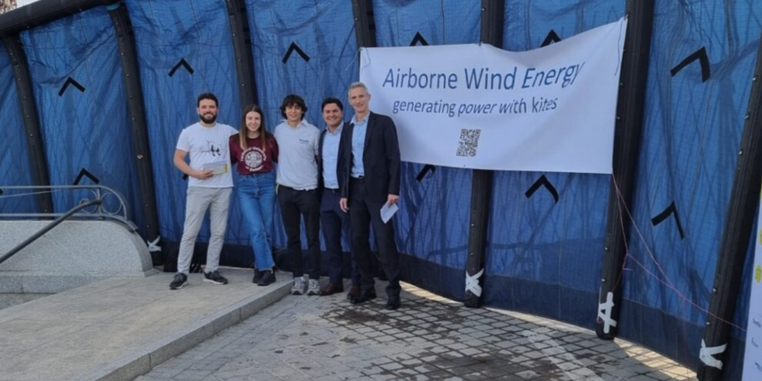 Exposição pública de kites de energia eólica aérea chega ao Porto